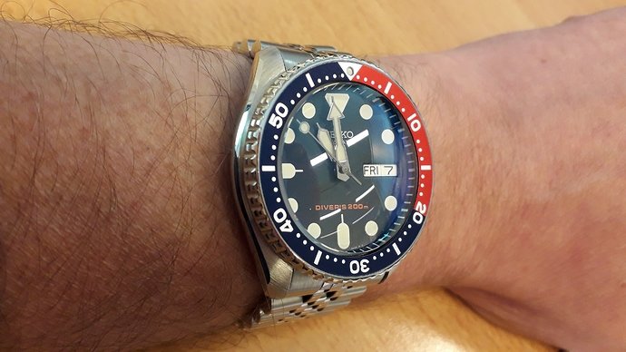 SKX009