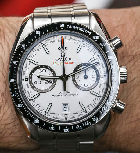 Omega-Speedmaster-Racing-Master-Chronometer-2017-aBlogtoWatch-10