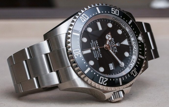 Rolex-Deepsea-126660-watch-4