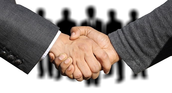 shaking-hands-3091908_960_720