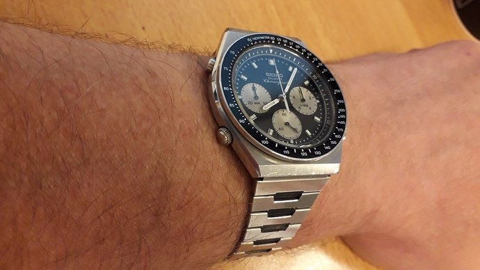 Seiko 7a28