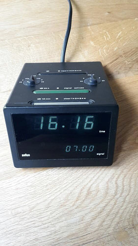 Braun klok Marktplaats-1