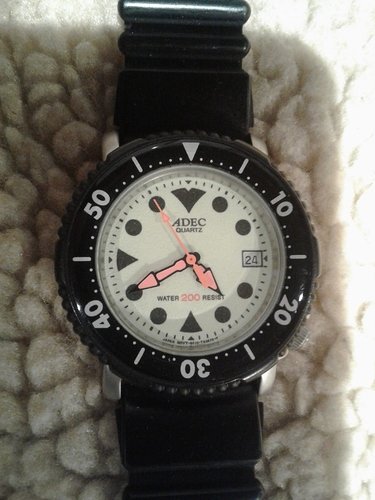 adec 002