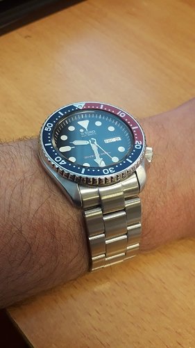 skx009