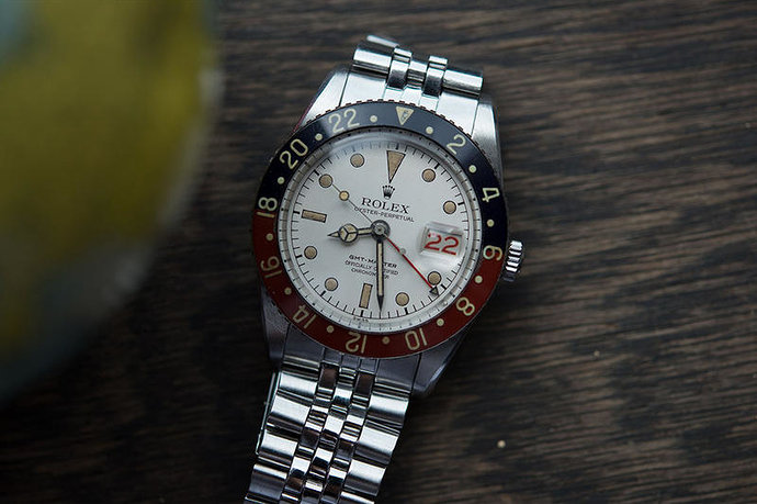 com-image-2015-08-a-look-at-the-legendary-albino-rolex-gmt-master-reference-6542-1