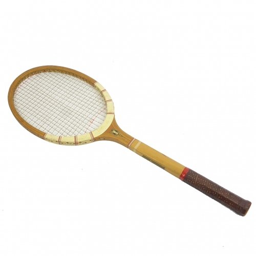 houten-tennisracket