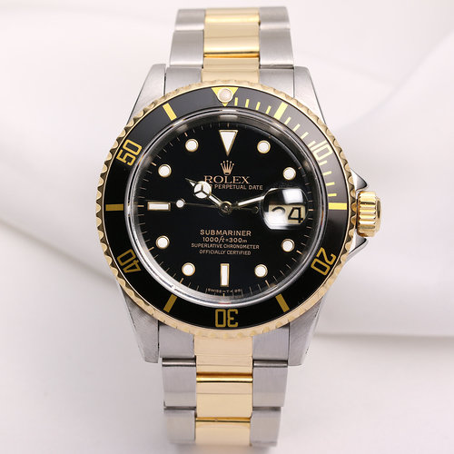 Rolex-Submariner-16613-Steel-Gold-Black-Dial-Second-Hand-Watch-Collectors-1