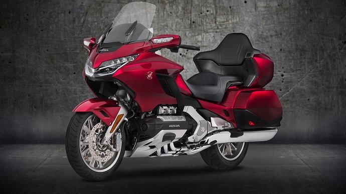 2018-honda-gold-wing-tour-4_1600x0w