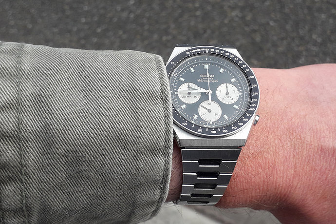 Seiko7a28
