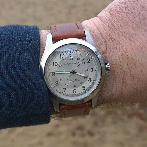 Hamilton_Khaki_L1