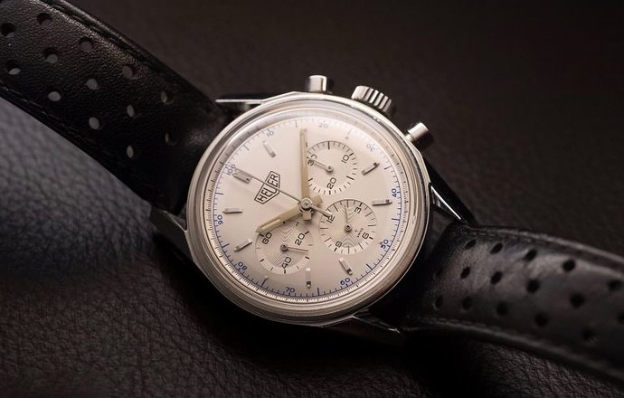 TAG-Heuer-Carrera-55-years-90s-Teaser-770x492