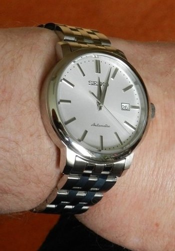 seiko-automatic-SRPA23K1_wrist_cropped