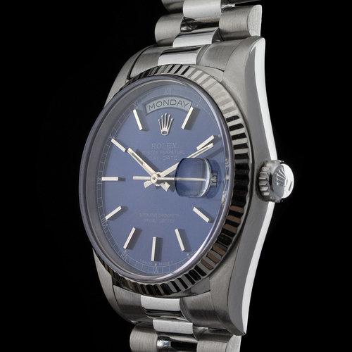 Amsterdam-Vintage-Watches-Rolex-Day-Date-White-Gold-Blue-Dial-2-Side-SKU4056-1