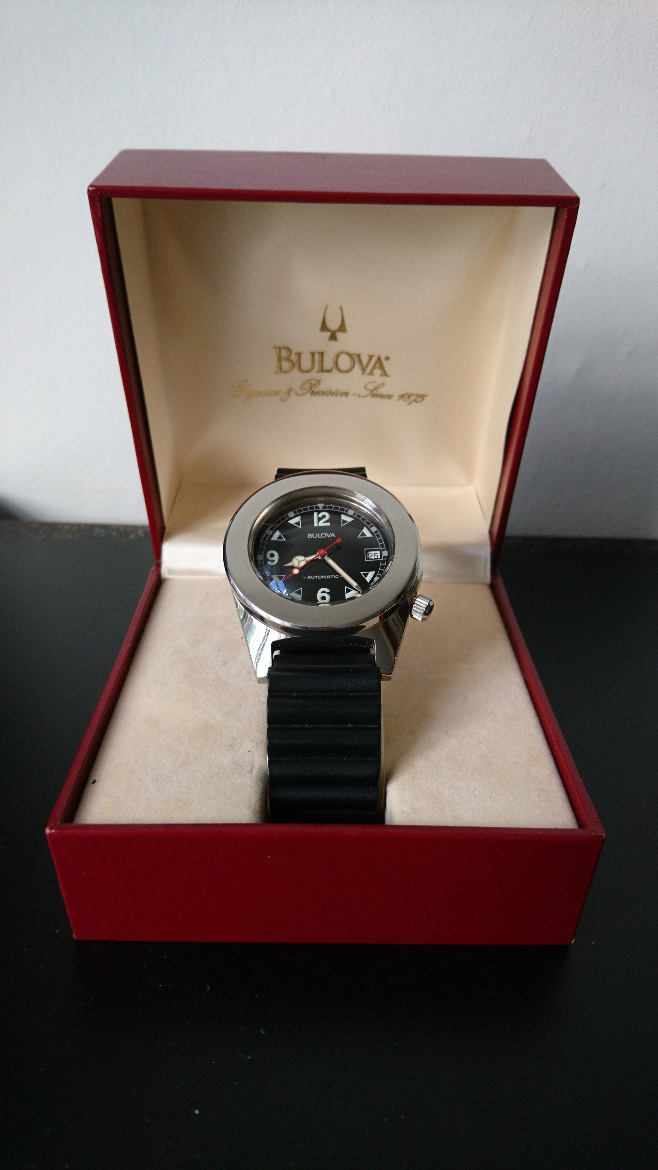 Bulova sea hunter discount 1000m